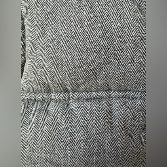 Janie and Jack Kids Herringbone Puffer Vest Grey Lined Snap Front Close Size 3-4 - Picture 8 of 10